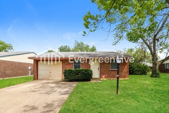 Building Photo - 8142 Mt Snow Dr