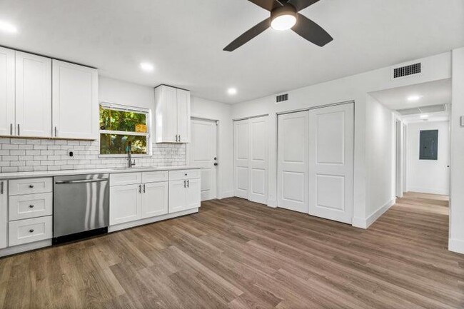 Foto del edificio - 4400 Greenwood Ave