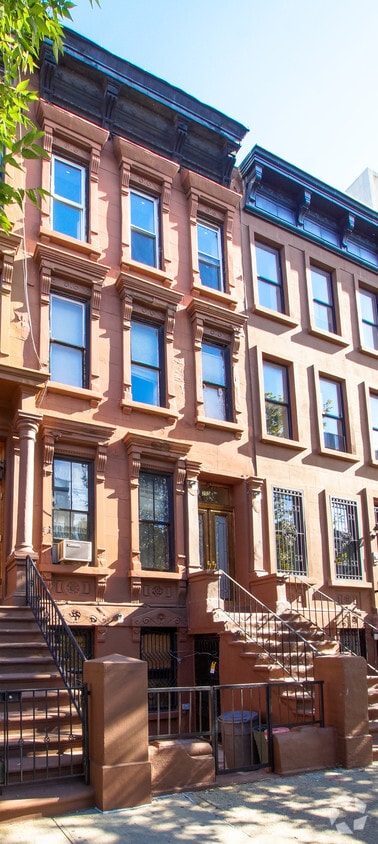 Foto del edificio - 255 W 121st St