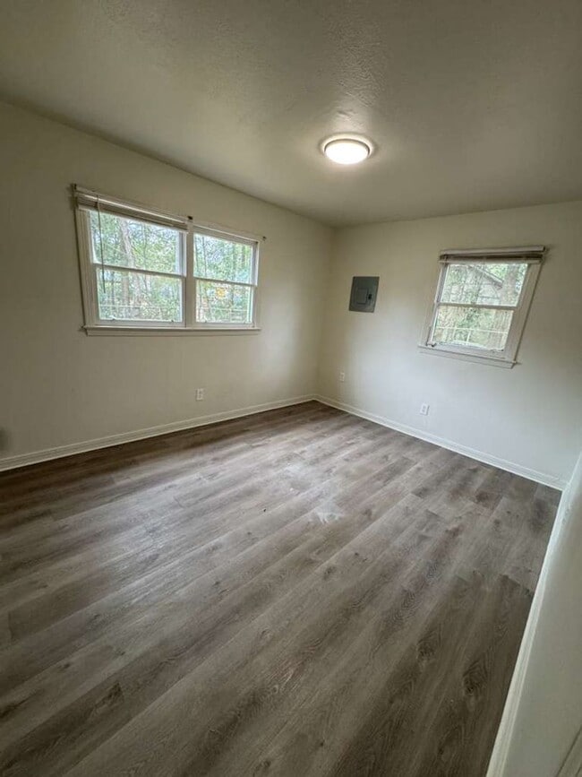 Building Photo - 6457 Stuardi Ct