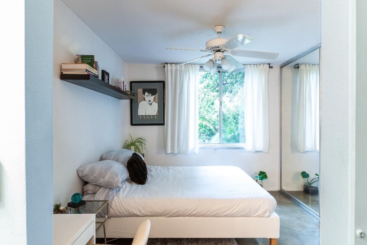 Photo - Bright, spacious, modern 1 bdrm + 1 bath condo w/polished cement floors, AC, 1 car parking