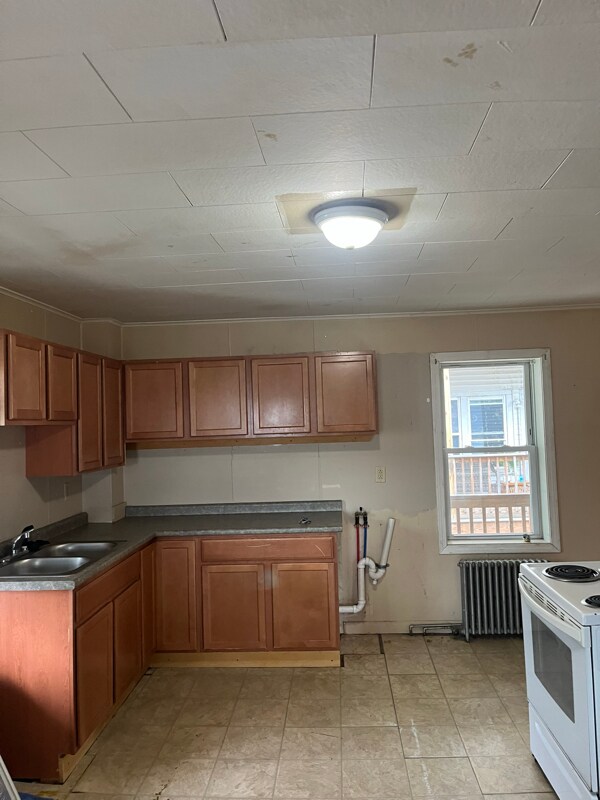 Foto del edificio - 583 Rockingham St