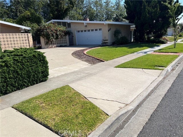 Primary Photo - 3292 Yellowtail Dr