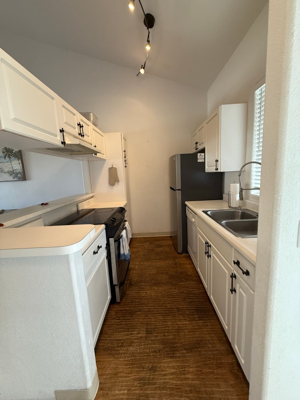Building Photo - 75-6081-6081 Ali‘i Dr
