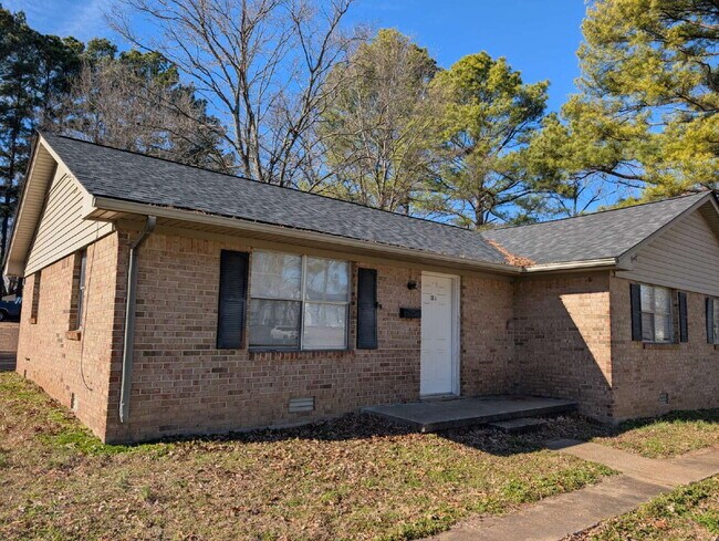 Foto del edificio - 120 Willow Ln