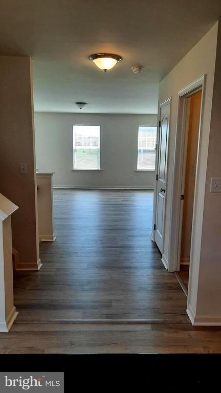 Building Photo - 807 Schooner Ln