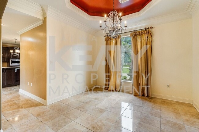 Building Photo - Luxurious 4 bedroom home in Lafayette!