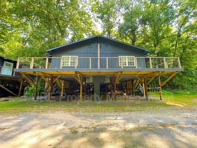 Foto del edificio - 311 Stevens Ln