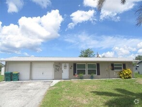 Building Photo - 2811 Poinciana Ct