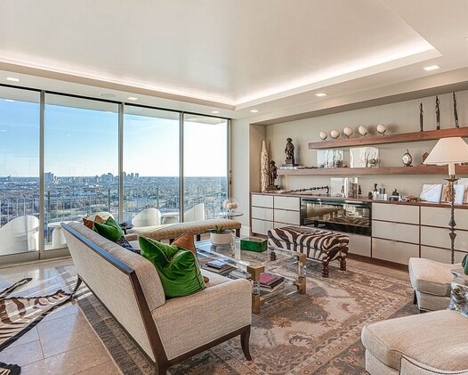 Foto principal - 700 Hildebrand-100.2