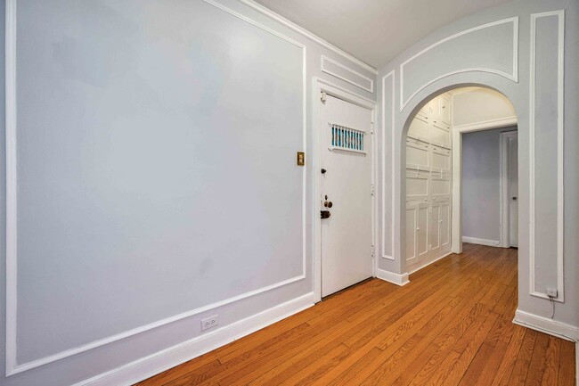 Foto del edificio - 509 W Aldine Ave