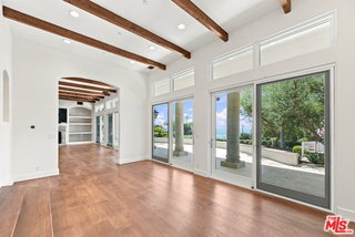 Building Photo - 27355 CA-1