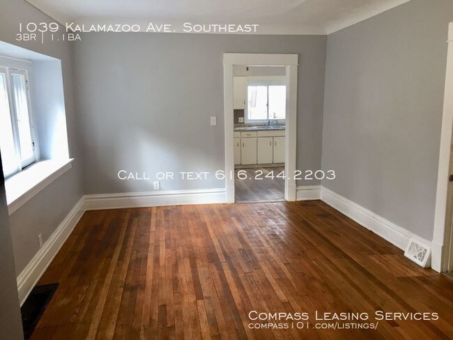 Building Photo - 1039 Kalamazoo Ave SE