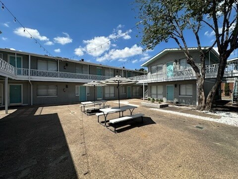 Foto del edificio - Monarch Court