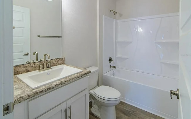 Building Photo - 88 Rae Dr