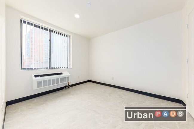 Building Photo - 461 Winthrop St