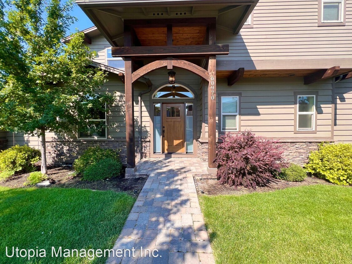 5 br, 4 bath House 60970 Woods Valley Pl House for Rent in Bend, OR