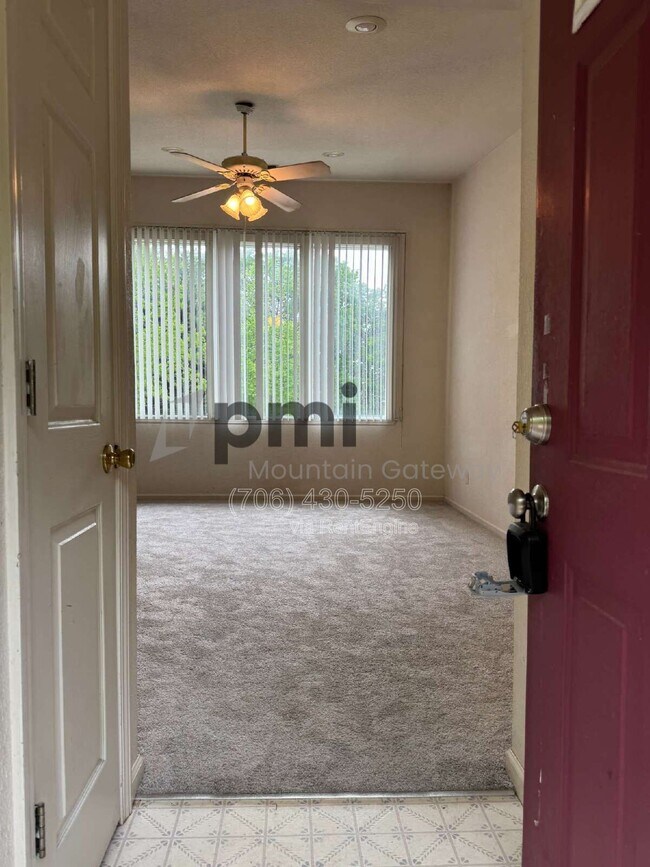 Photo - 131 Primrose Dr Apartment