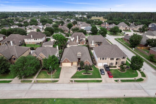Foto del edificio - 19918 Cypresswood Lake Dr