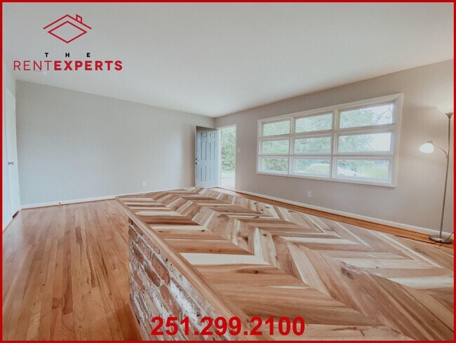 Foto del edificio - 1400 Forestdale Dr