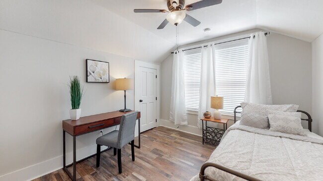 Foto del edificio - Cozy Craftsman Cottage in Savannah