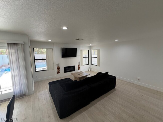Foto del edificio - 3004 Ocean View Dr