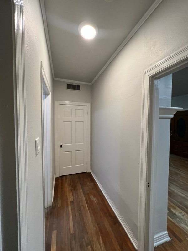 Building Photo - 118 Broadbent Ave