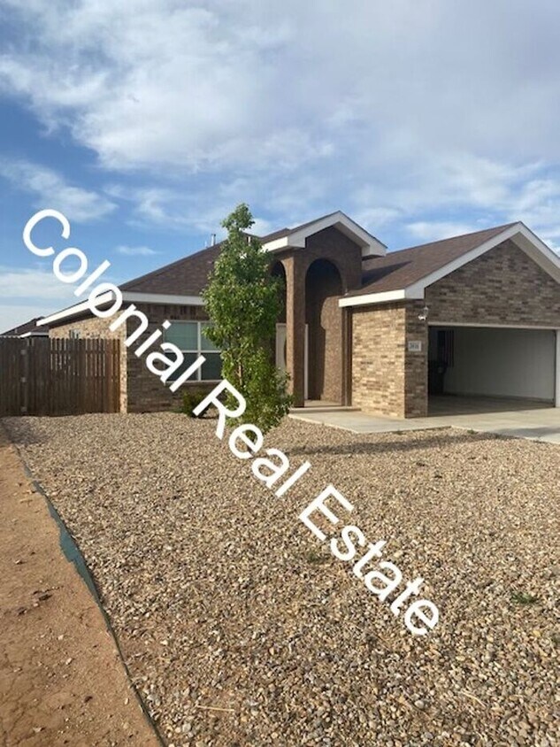 Beautiful 3 bedroom 2 bathroom home in nic... House for Rent in