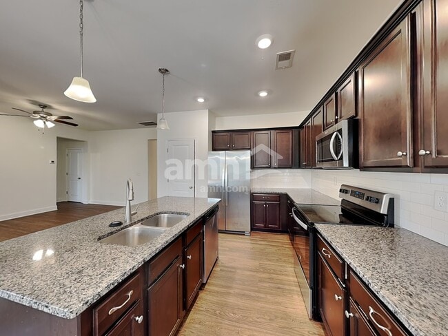 Building Photo - 2452 Napa Valley Dr