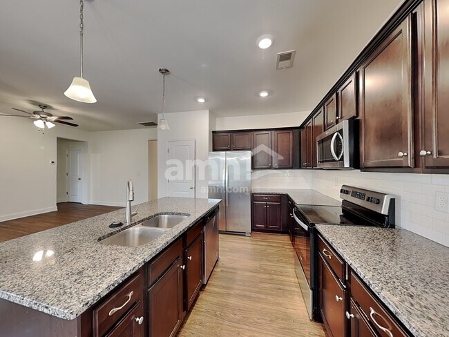 Foto del edificio - 2452 Napa Valley Dr