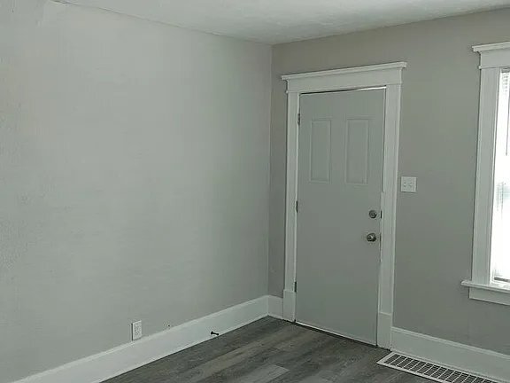 Foto del edificio - 3202 Caledonia St