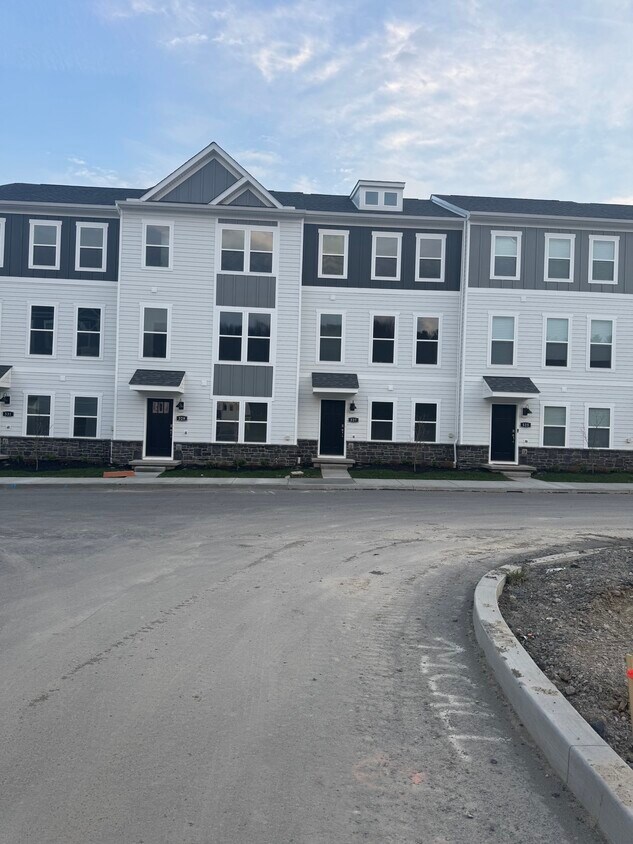 Foto del edificio - 527 Cooper St