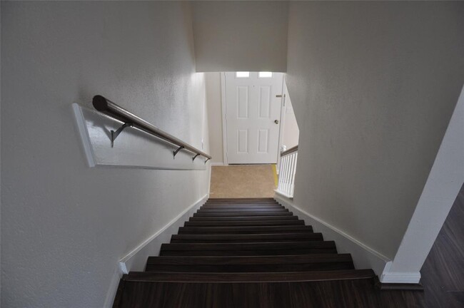 Staircase - 3100 Jeanetta St