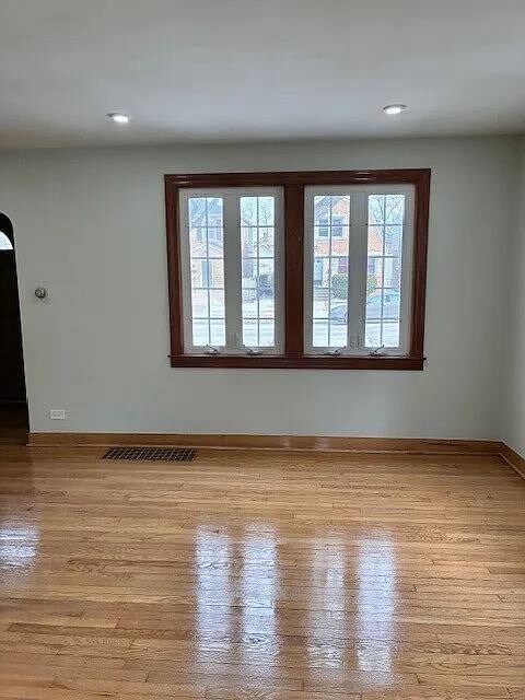 Foto del edificio - 5216 S Major Ave