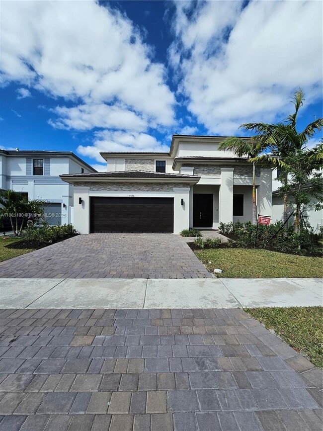 Building Photo - 4578 SW 174th Ave