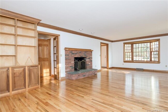 Building Photo - 73 Browns Ln