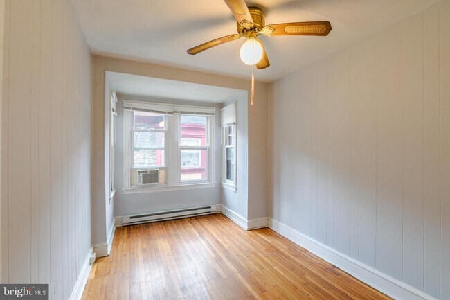 Foto del edificio - 2115 N 63rd St