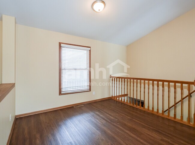 Building Photo - 106 James Cir SE
