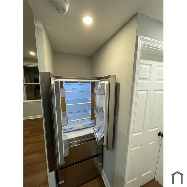 Foto del edificio - 1926 Naylor Rd SE