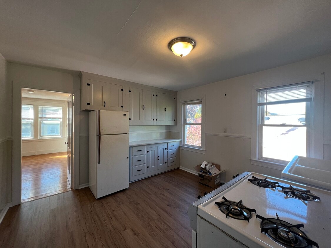 55 Alvarado Ave Unit 3, Worcester, MA 01604 Condo for Rent in