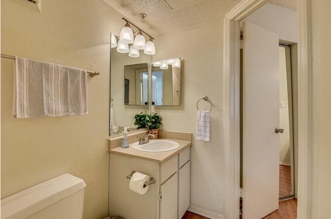 Interior Photo - Champions Pines Apartments