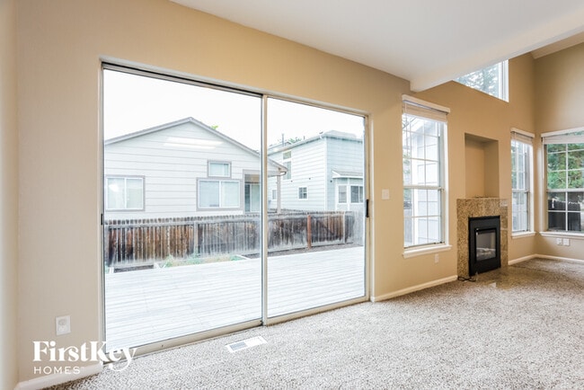 Building Photo - 12801 E Wyoming Cir
