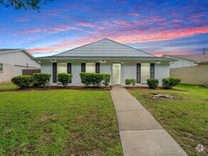 Building Photo - 1824 Chamberlain Dr