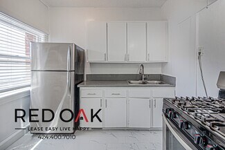 Building Photo - 915 Grattan St