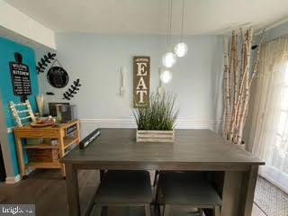 Foto del edificio - 150 Buckingham Dr