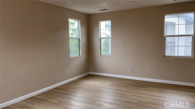 Building Photo - 12981 Waterlily Way