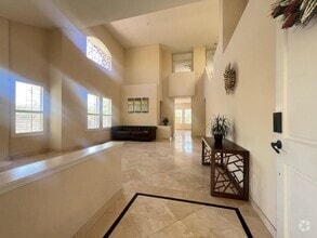 Building Photo - 6041 Assisi Ct