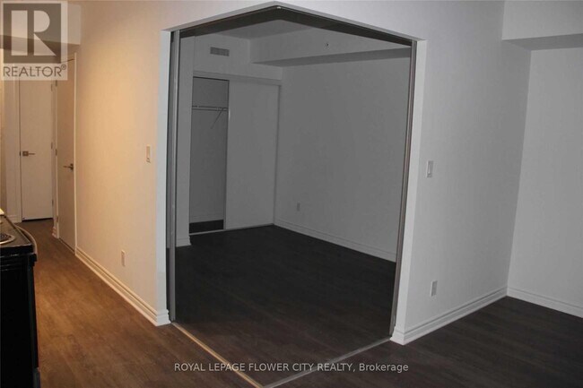 Photo du bâtiment - 1 Falaise Rd