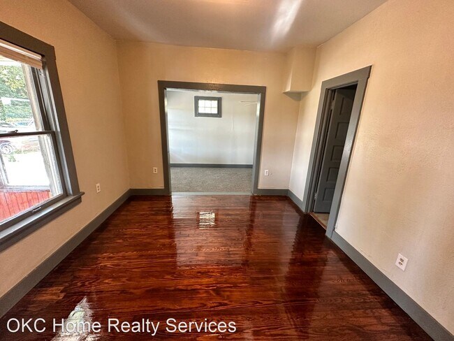 Building Photo - 3 br, 1.5 bath House - 131 NE 2nd Street