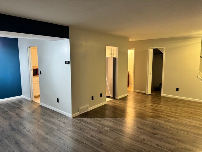 Foto del edificio - 4310 Hyde Park